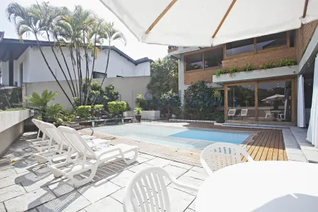 Casa com 5 Quartos à venda, 550m² no Jardim Guedala, São Paulo