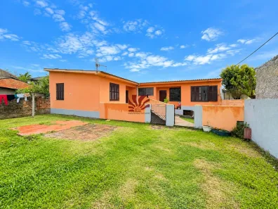Casa com 2 Quartos para alugar, 55m² no Rio Branco, Canoas