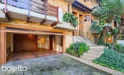 Casa com 3 Quartos à venda, 330m² no Bela Vista, Porto Alegre