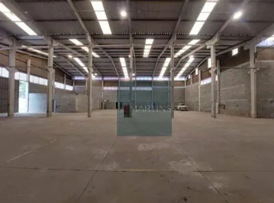 Galpão/Depósito/Armazém para venda ou aluguel, 1783m² no Guaturinho, Cajamar