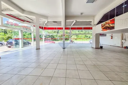 Ponto Comercial para alugar, 200m² no Industrial, Juiz de Fora