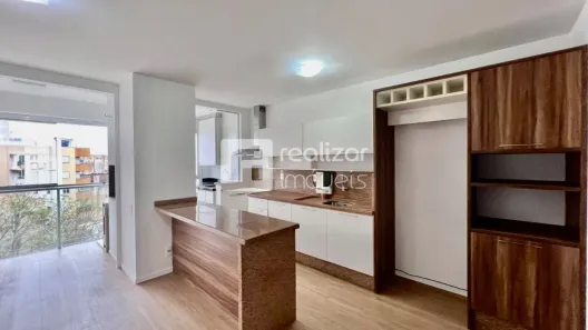 Apartamento com 3 Quartos para alugar, 88m² no Capoeiras, Florianópolis