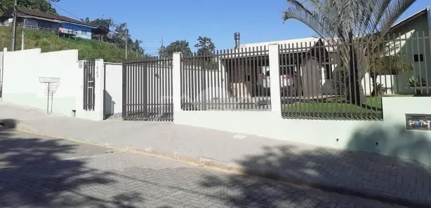 Casa com 2 Quartos à venda, 74m² no Guanabara, Joinville