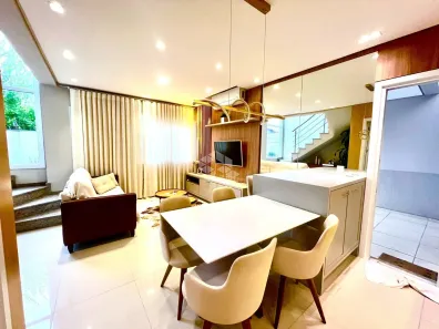 Casa com 3 Quartos à venda, 93m² no Niterói, Canoas