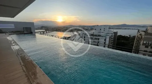 Apartamento com 2 Quartos à venda, 71m² no Centro, Florianópolis