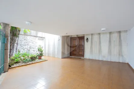 Casa com 3 Quartos para alugar, 296m² no Mirandópolis, São Paulo