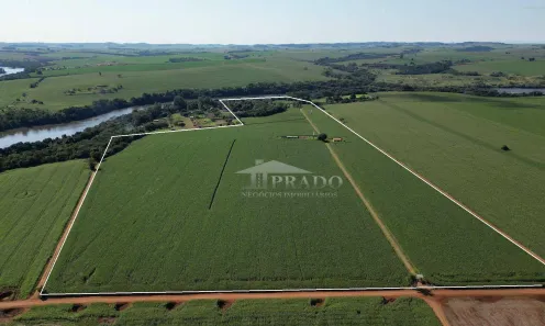 Fazenda/Sítio com 7 Quartos à venda, 1100m² no , Ibiporã