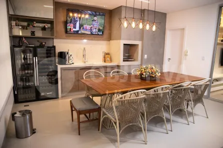Apartamento com 4 Quartos à venda, 217m² no Martins, Uberlândia