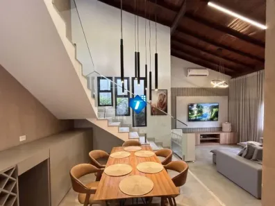 Sobrado com 3 Quartos à venda, 238m² no Cidade Jardim, Uberlândia