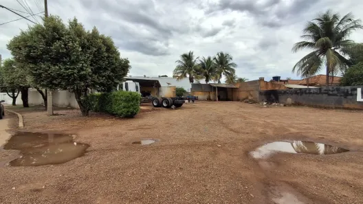 Lote/Terreno à venda, 1186m² no Jardim Jacarandás, Sinop