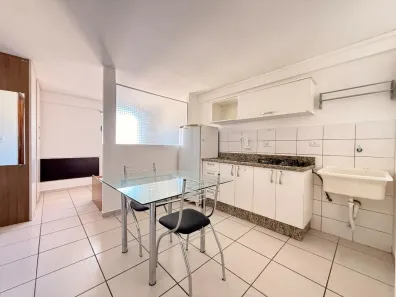Apartamento com 1 Quarto à venda, 31m² no Zona 07, Maringá