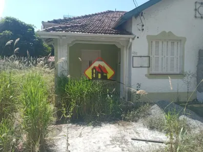 Casa com 2 Quartos para venda ou aluguel, 150m² no Centro, Taubaté