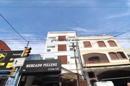 Apartamento com 2 Quartos para alugar, 43m² no Floresta, Porto Alegre
