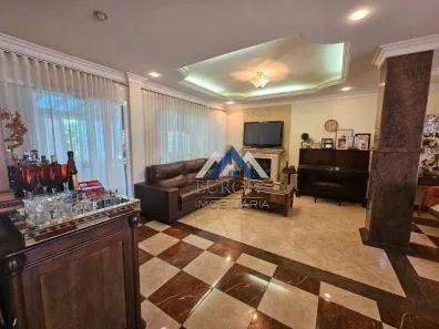 Casa com 4 Quartos à venda, 500m² no Mediterrâneo, Londrina