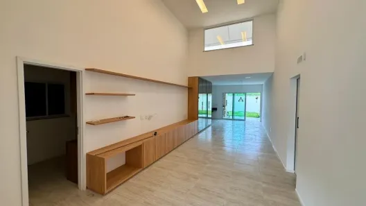 Casa de Condomínio com 3 Quartos para alugar, 198m² no Cidade Alpha, Eusébio
