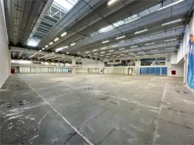 Sala Comercial para alugar, 4243m² no Vila Anastácio, São Paulo