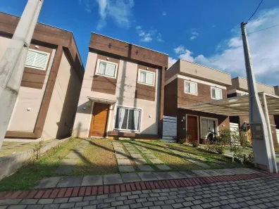 Casa de Condomínio com 3 Quartos para alugar, 150m² no Piracangaguá II, Taubaté