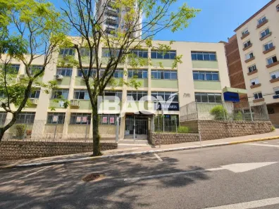 Apartamento com 3 Quartos para alugar, 116m² no Centro, Florianópolis