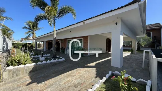 Casa com 9 Quartos à venda, 485m² no Balneário Stella Maris, Peruíbe