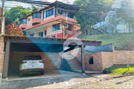 Casa de Condomínio com 4 Quartos à venda, 280m² no Badu, Niterói