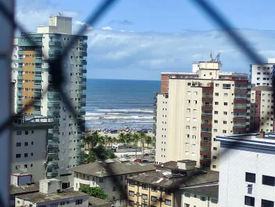 Apartamento com 3 Quartos para venda ou aluguel, 140m² no Guilhermina, Praia Grande