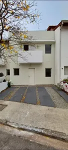 Sobrado com 3 Quartos para alugar, 119m² no Paisagem Renoir, Cotia