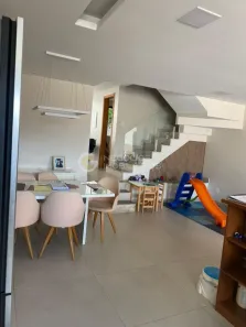 Casa de Condomínio com 3 Quartos à venda, 219m² no Gardênia Azul, Rio de Janeiro