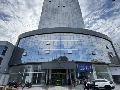 Sala Comercial para alugar, 47m² no Centro, Itajaí