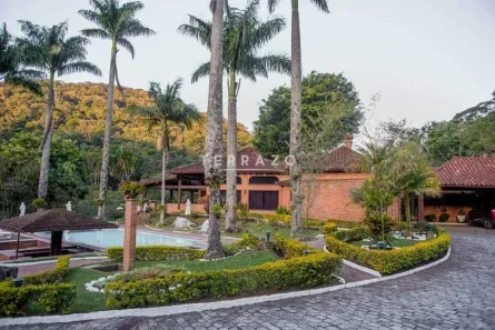 Casa com 6 Quartos à venda, 520m² no Carlos Guinle, Teresópolis