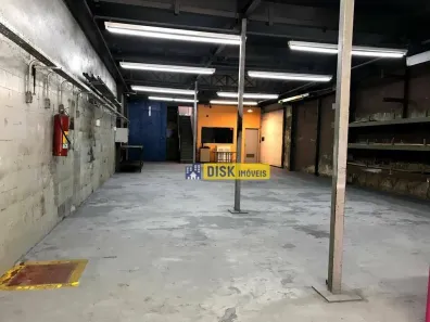 Galpão/Depósito/Armazém para alugar, 650m² no Piraporinha, Diadema