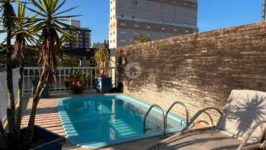 Casa com 4 Quartos à venda, 329m² no Embaré, Santos