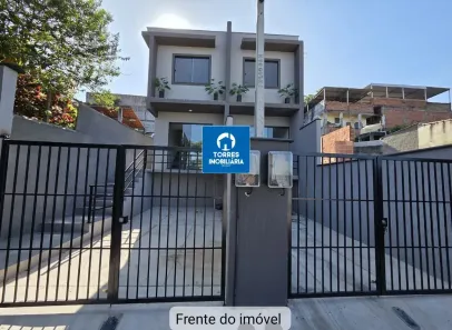 Casa com 2 Quartos à venda, 65m² no Amendoeira, São Gonçalo