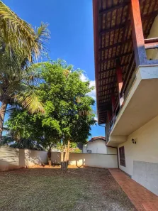Sobrado com 4 Quartos para alugar, 298m² no Jardim Chapadão, Campinas