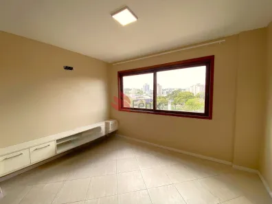 Apartamento com 2 Quartos para alugar, 70m² no Pátria Nova, Novo Hamburgo