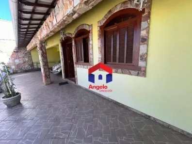 Casa com 3 Quartos à venda, 360m² no Letícia, Belo Horizonte