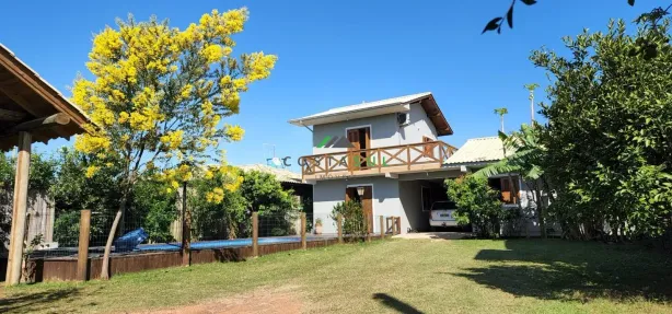 Casa com 4 Quartos à venda, 150m² no Araçatuba, Imbituba