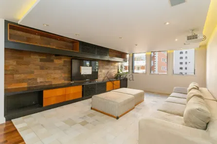 Apartamento com 3 Quartos à venda, 177m² no Cerqueira César, São Paulo