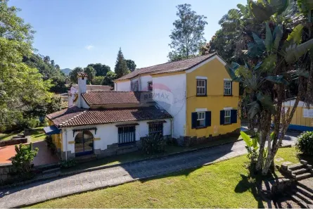 Casa com 6 Quartos para alugar, 850m² no Centro, Petrópolis
