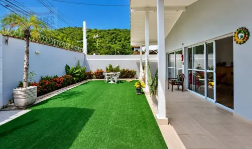 Casa com 4 Quartos à venda, 136m² no Guaiúba, Guarujá