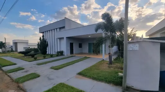 Casa de Condomínio com 3 Quartos à venda, 180m² no , Bela Vista de Goiás