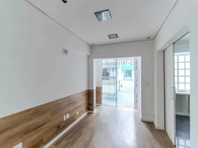 com 4 Quartos para alugar, 180m² no Higienópolis, São Paulo