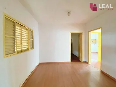 Casa com 2 Quartos à venda, 61m² no Centro, Pouso Alegre