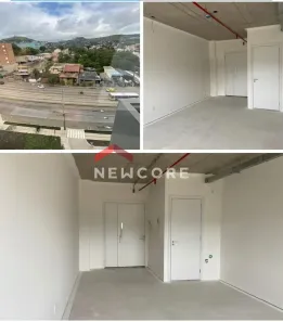 Sala Comercial à venda, 33m² no Teresópolis, Porto Alegre