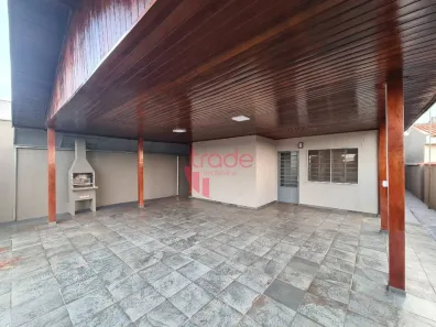 Casa com 2 Quartos para alugar, 107m² no Centro, Ribeirão Preto