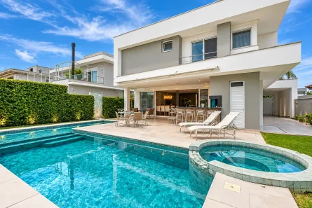 Casa com 5 Quartos à venda, 385m² no Jurerê Internacional, Florianópolis