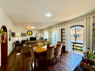 Casa com 3 Quartos à venda, 183m² no Ponta da Praia, Santos