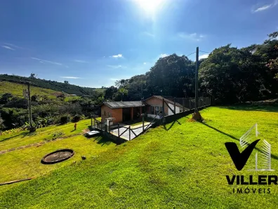 Fazenda/Sítio com 3 Quartos à venda, 1400m² no Centro, Socorro
