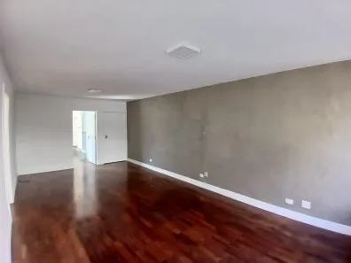 Apartamento com 3 Quartos para alugar, 130m² no Cerqueira César, São Paulo