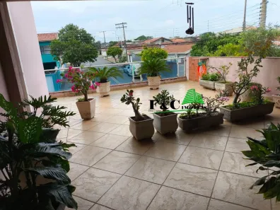 Sobrado com 3 Quartos à venda, 368m² no Vila Queiroz, Limeira