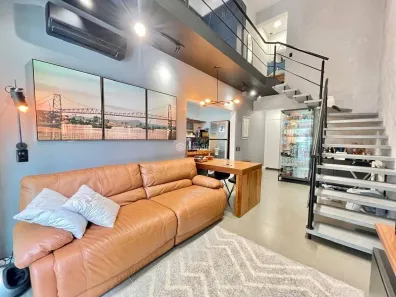 Flat com 1 Quarto à venda, 69m² no Campinas, São José